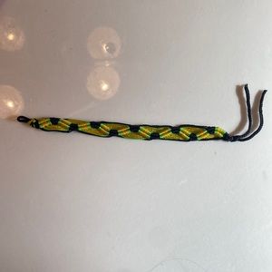 Jamaica tie braclet